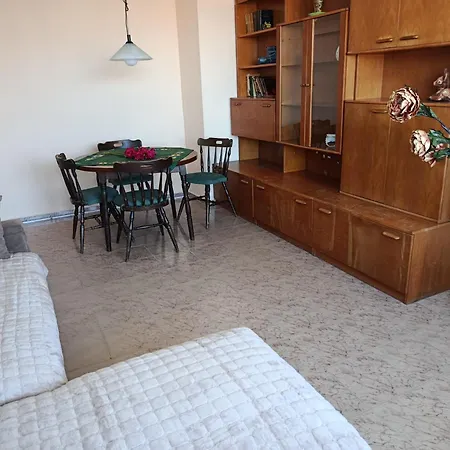 Apartment Seagull Livingston Sleeps 6