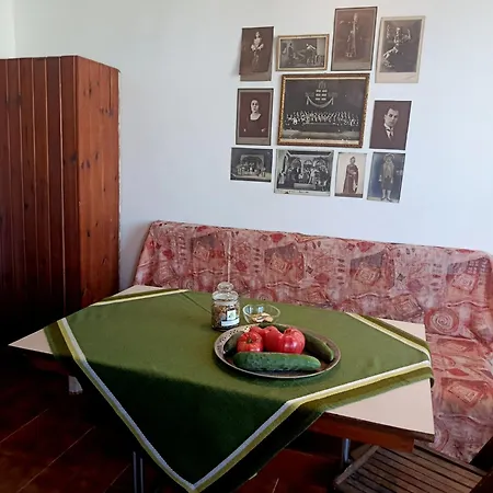 Seagull Livingston Sleeps 6 Апартаменти *